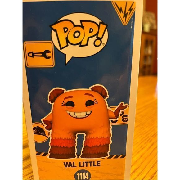 FUNKO DISNEY MONSTERS AT WORK VAL LITTLE - Picture 2 of 7